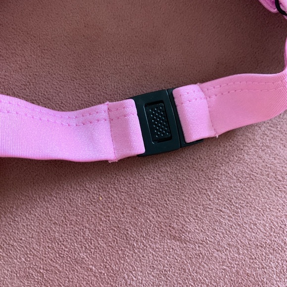 Triangl neoprene bikini set size medium - Picture 4 of 5